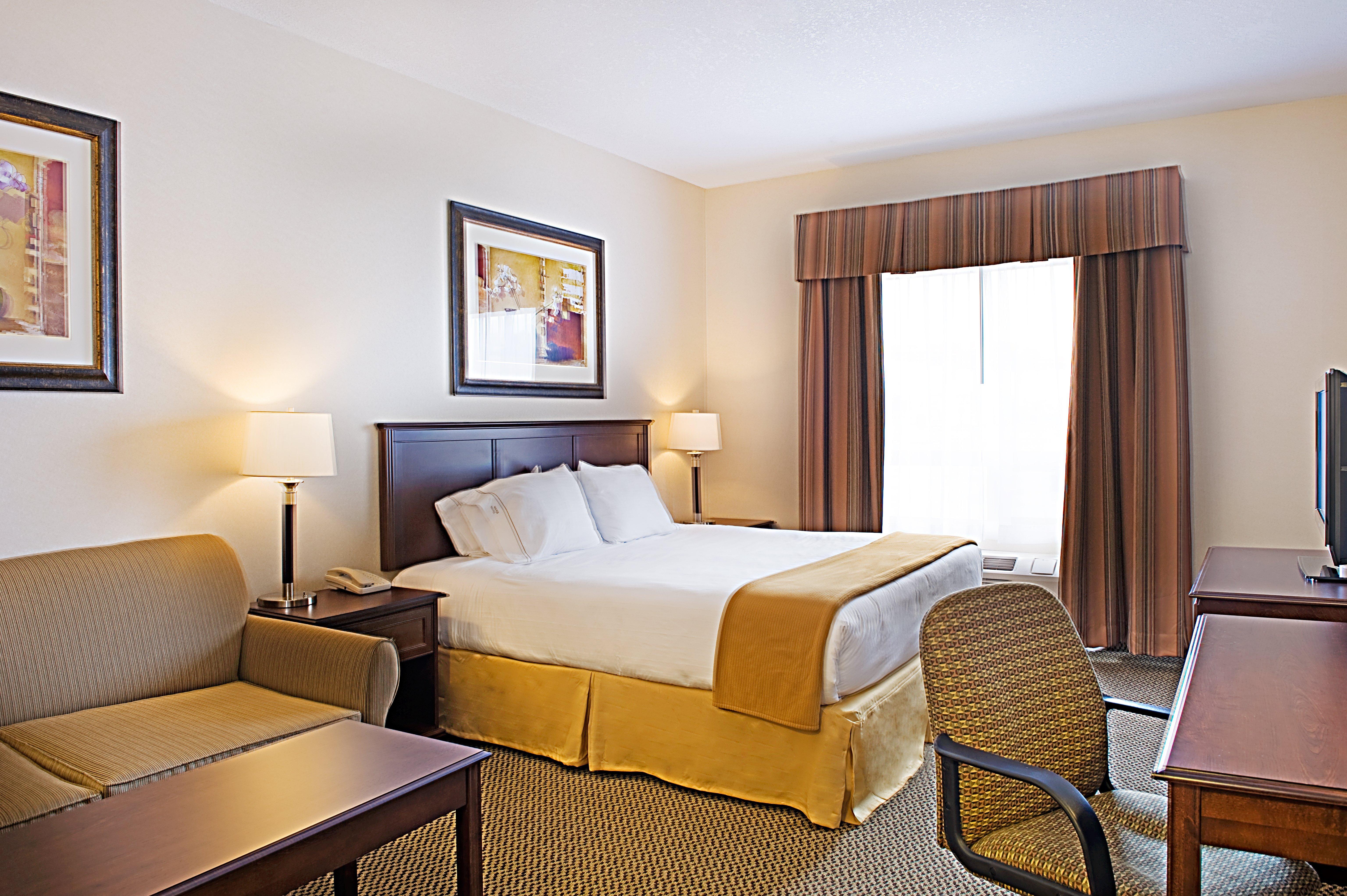 Holiday Inn Express Hotel & Suites - Slave Lake By Ihg Ruang foto