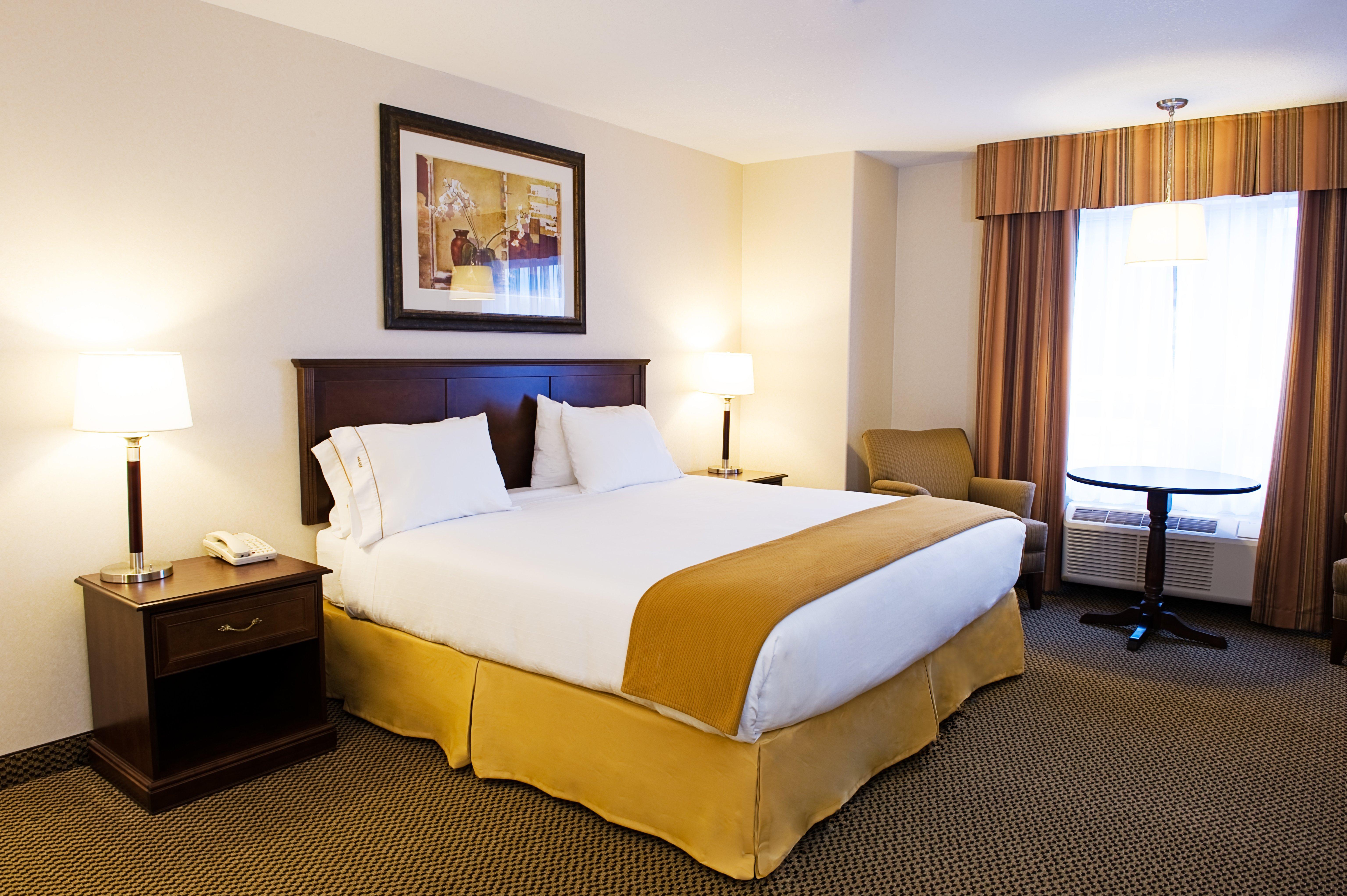 Holiday Inn Express Hotel & Suites - Slave Lake By Ihg Bagian luar foto