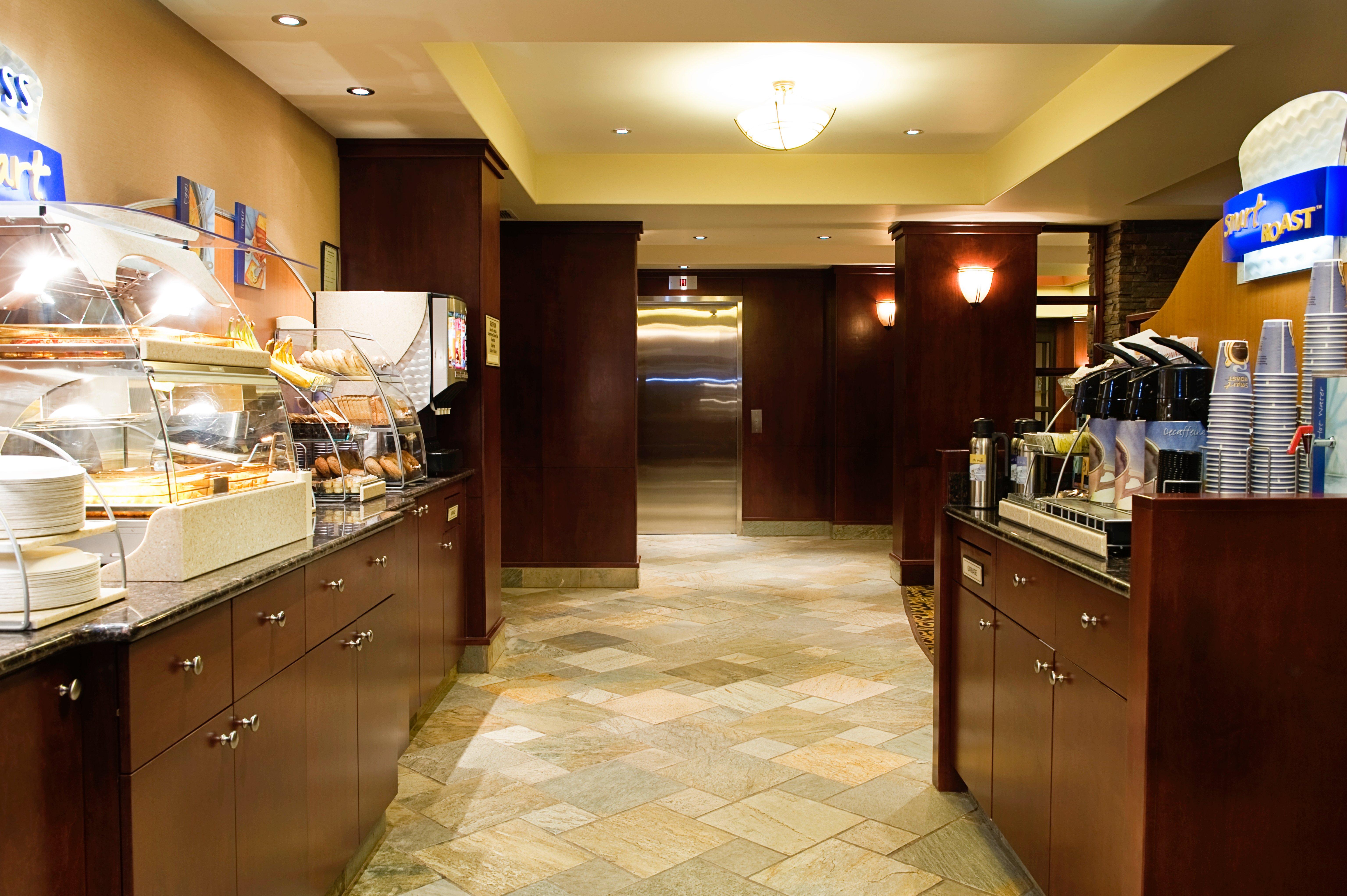 Holiday Inn Express Hotel & Suites - Slave Lake By Ihg Bagian luar foto
