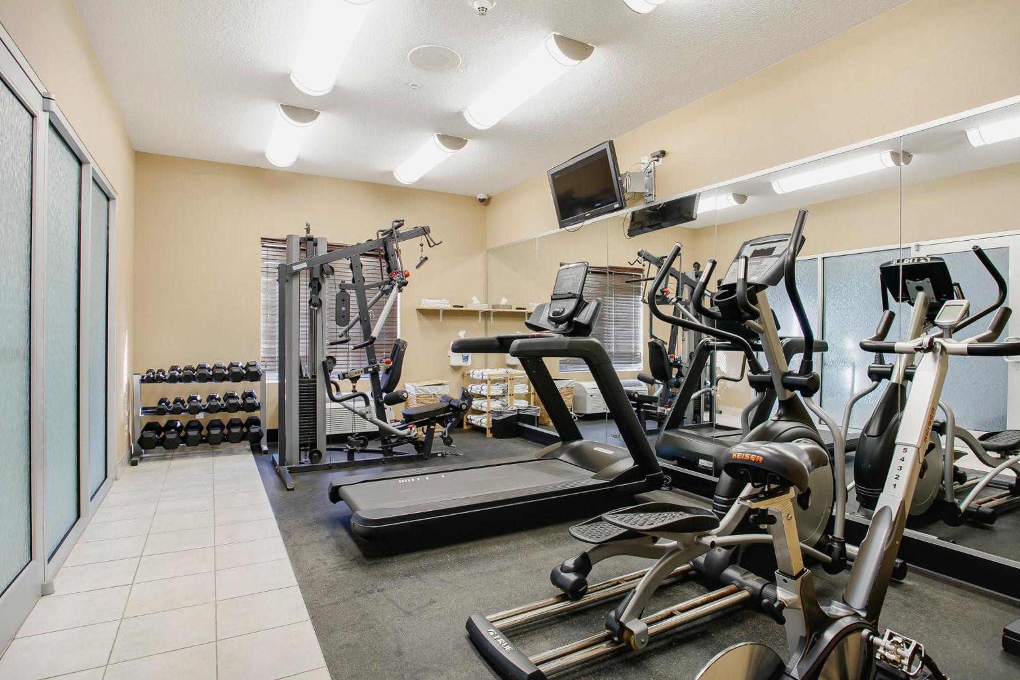 Holiday Inn Express Hotel & Suites - Slave Lake By Ihg Bagian luar foto