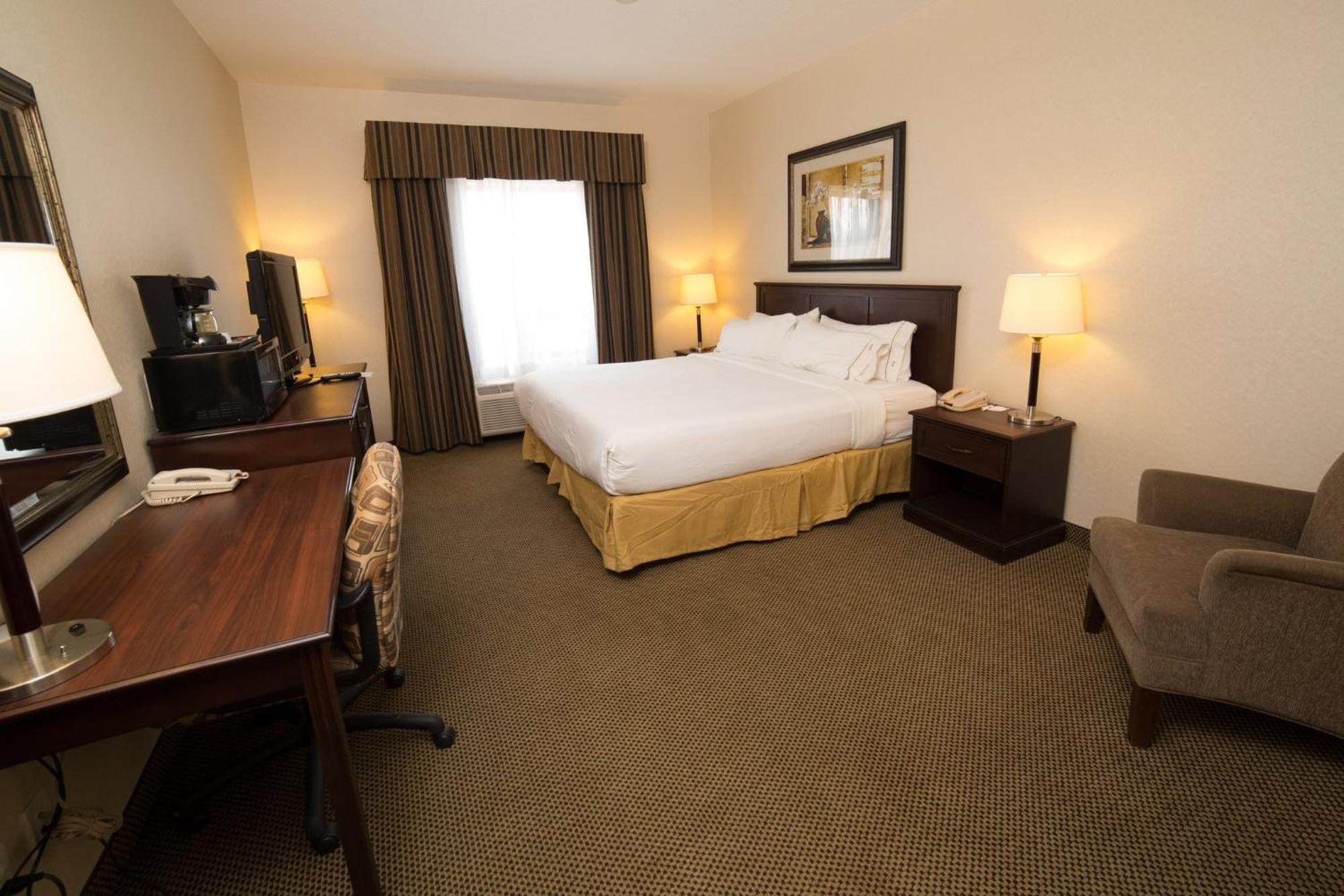 Holiday Inn Express Hotel & Suites - Slave Lake By Ihg Bagian luar foto