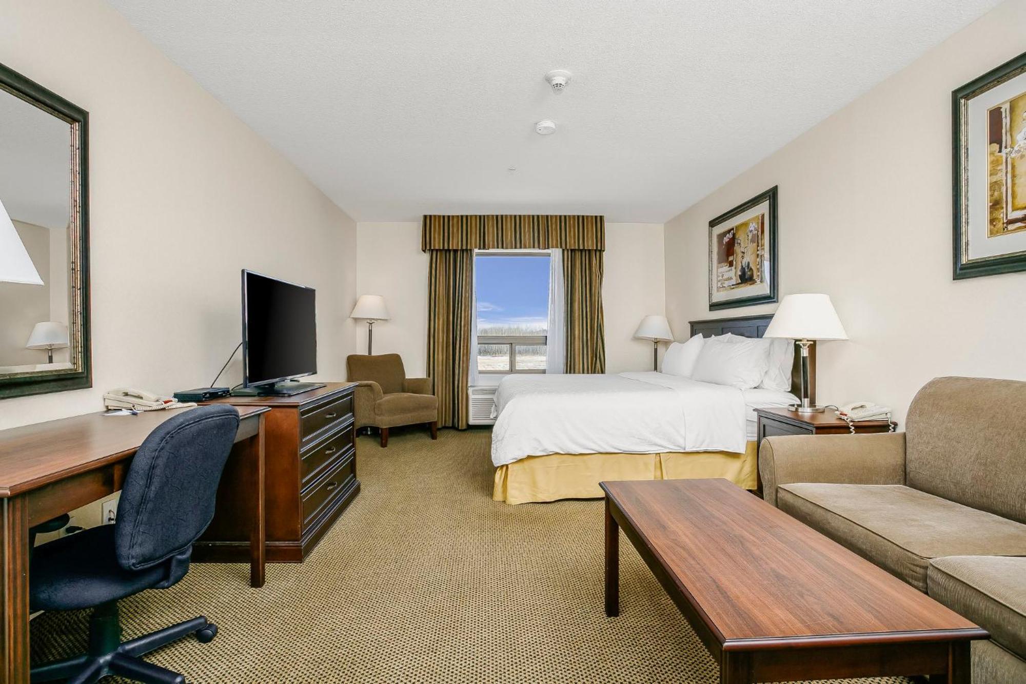 Holiday Inn Express Hotel & Suites - Slave Lake By Ihg Bagian luar foto